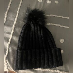 Black athleta beanie